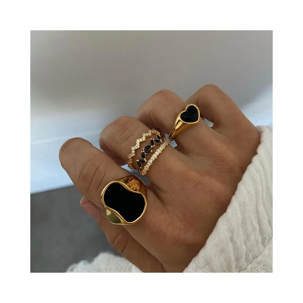 Anillo Arlen Ónix Oro