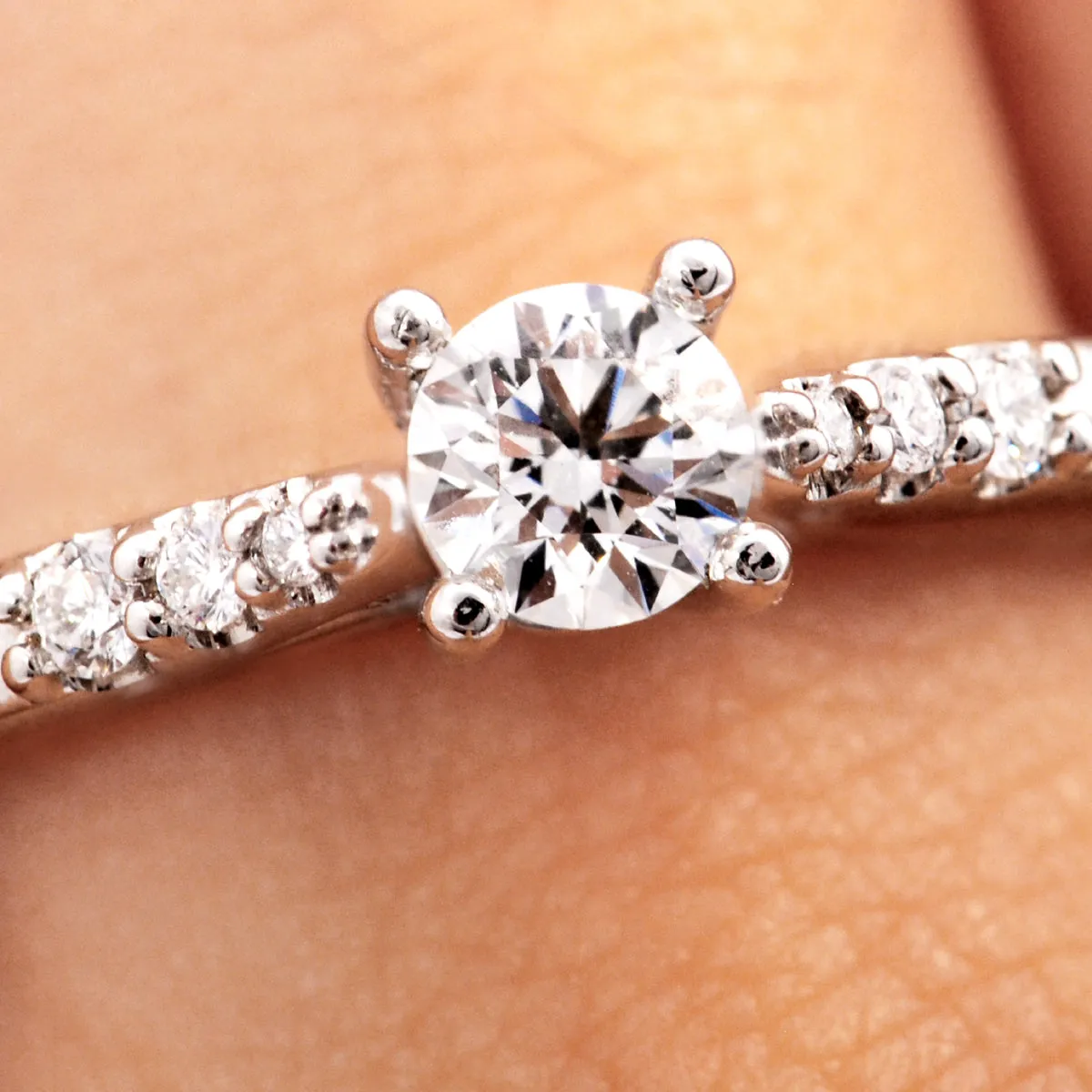 ANILLO DE COMPROMISO ROMANZA 