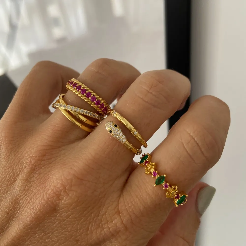 Anillo Neuss Circonitas Oro