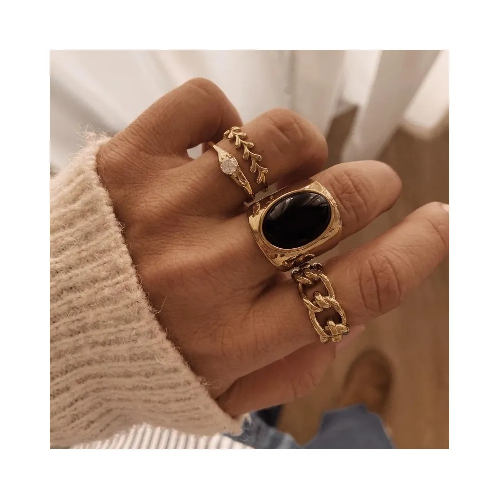 Anillo Sadie Ónix Oro