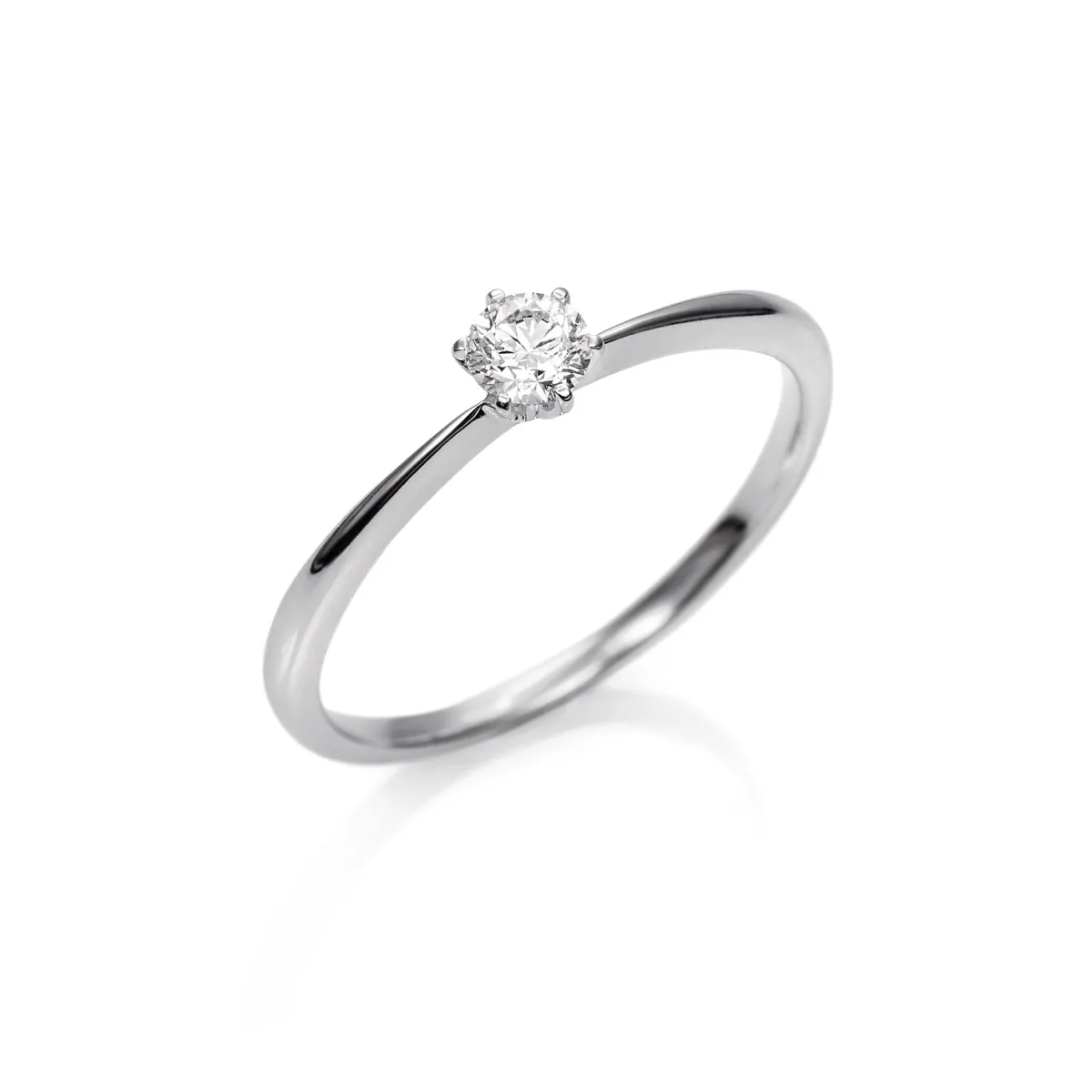 Anillo Solitario de Oro blanco 18kts con Diamante 0,15 cts