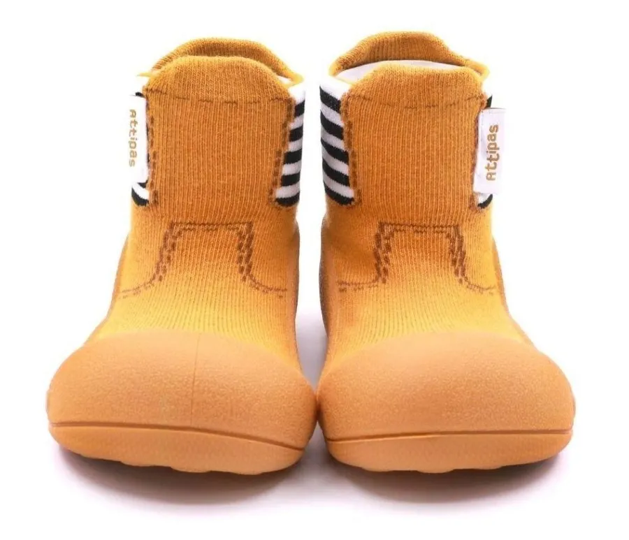 Attipas Rain boots yellow yema calzado respetuoso de Attipas ideal para guarderias gateo y primeros pasos algodon con certificad