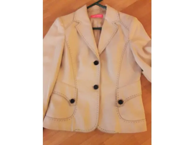 Autre Marque Chaquetas Beige 