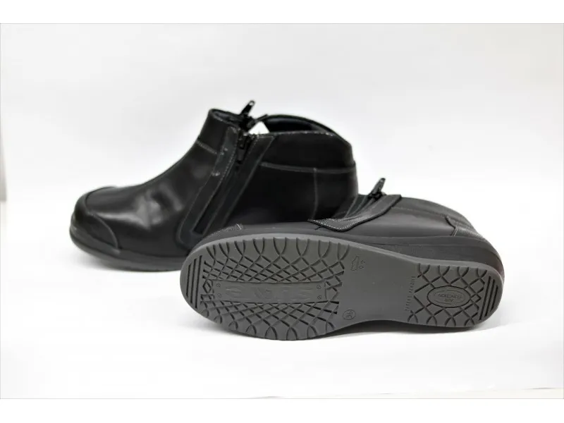 BOTIN ANCHO ESPECIAL CON DOBLE CREMALLERA SUAVE BY LEYLAND 3116 EN COLOR NEGRO