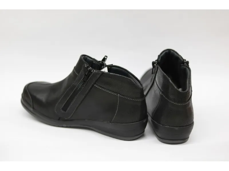 BOTIN ANCHO ESPECIAL CON DOBLE CREMALLERA SUAVE BY LEYLAND 3116 EN COLOR NEGRO