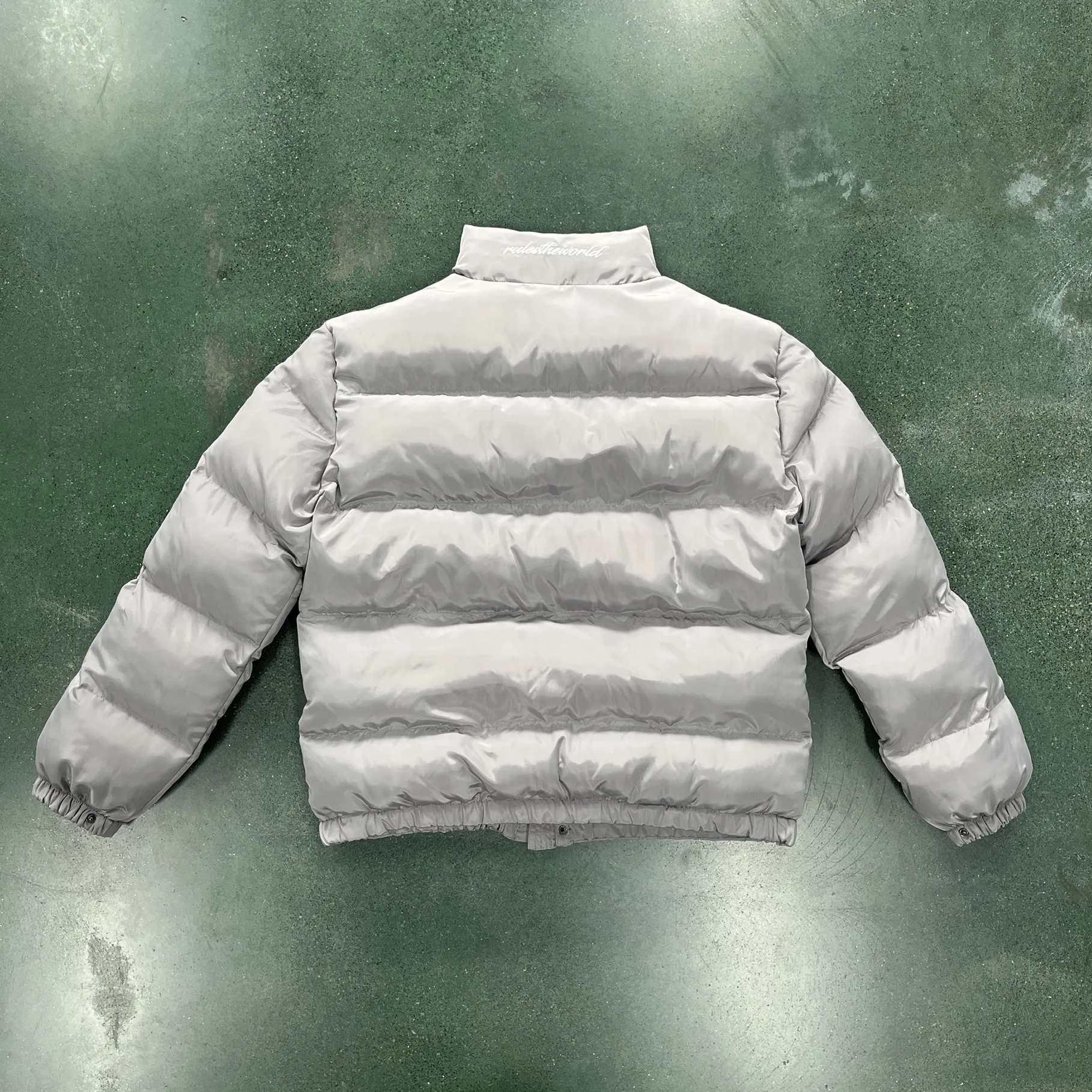 Chaqueta Corteiz Gris