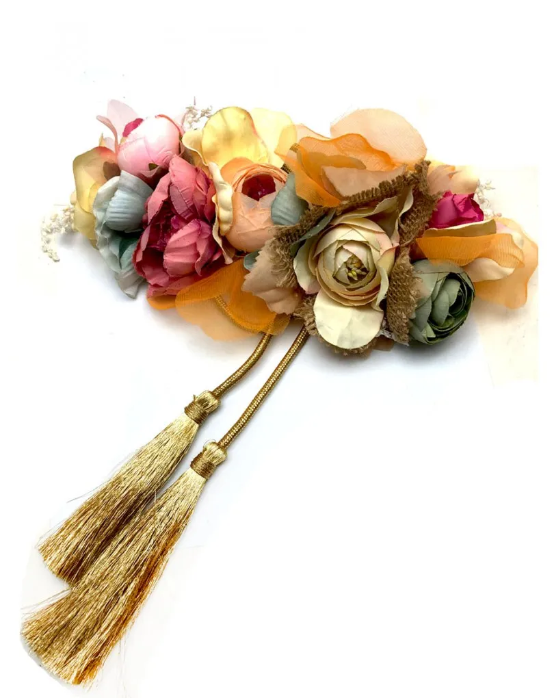 CINTURONES ELEGANTES CON FLORES EN TONOS PRIMAVERALES