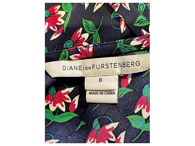Diane Von Furstenberg Vestido halter Leyland de seda con estampado floral de DvF Zen Multicolor Azul marino 
