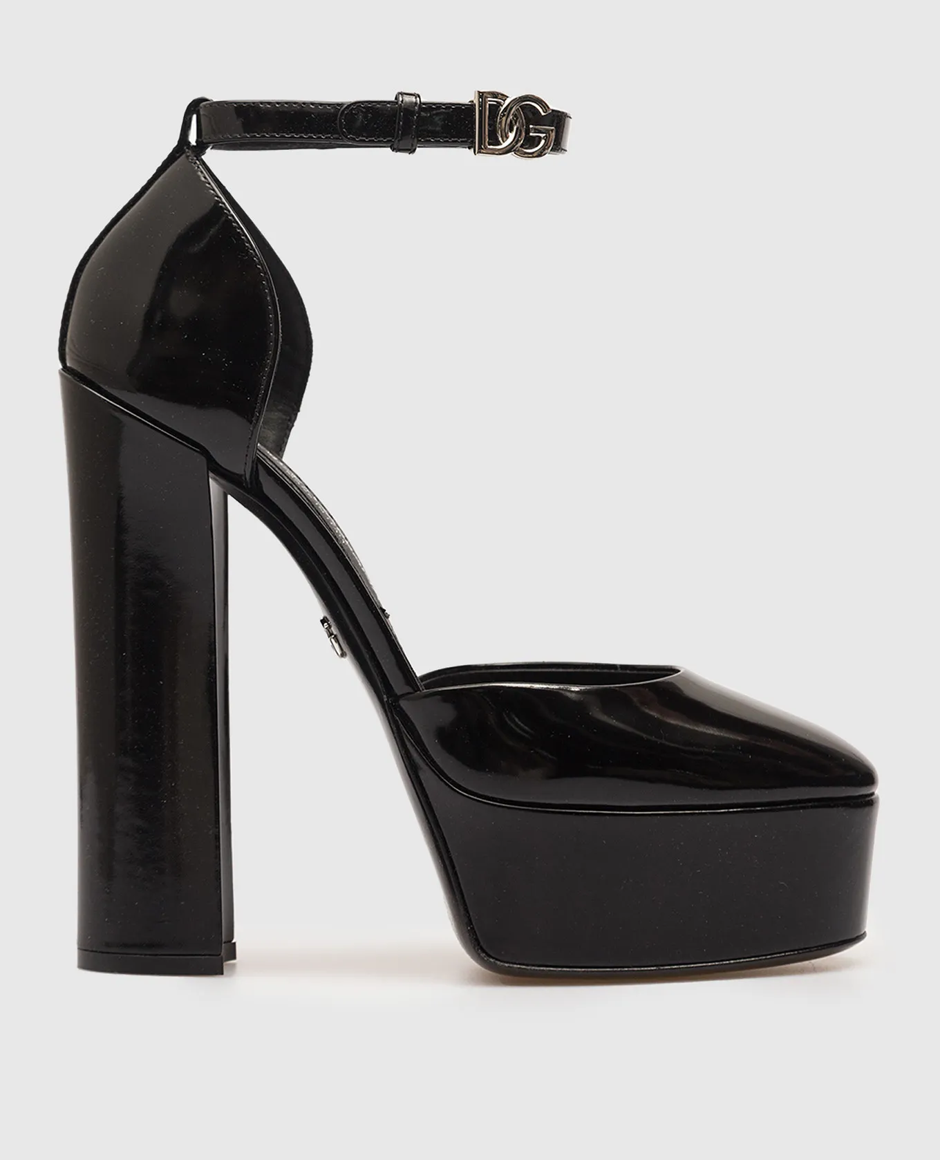 Dolce&Gabbana Black glossy leather shoes with metallic DG logo