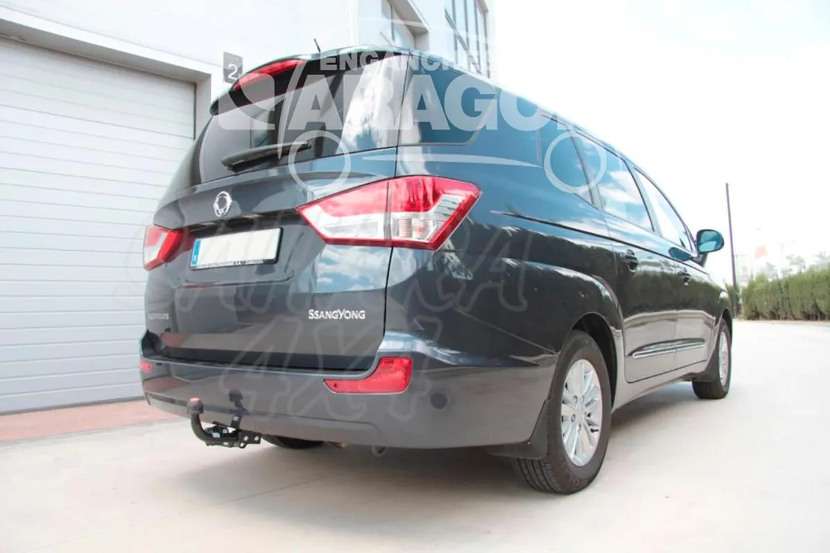 ENGANCHE DE REMOLQUE FIJO SSANGYONG RODIUS 2013