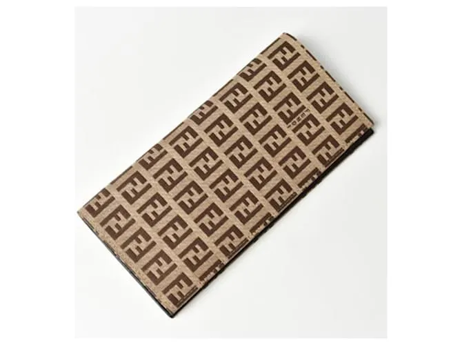 Fendi Zucca Castaño 