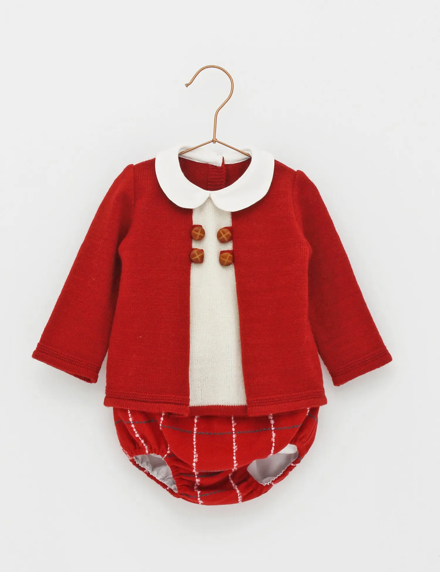 FOQUE RED AND WHITE CHILD SET. OWINTER