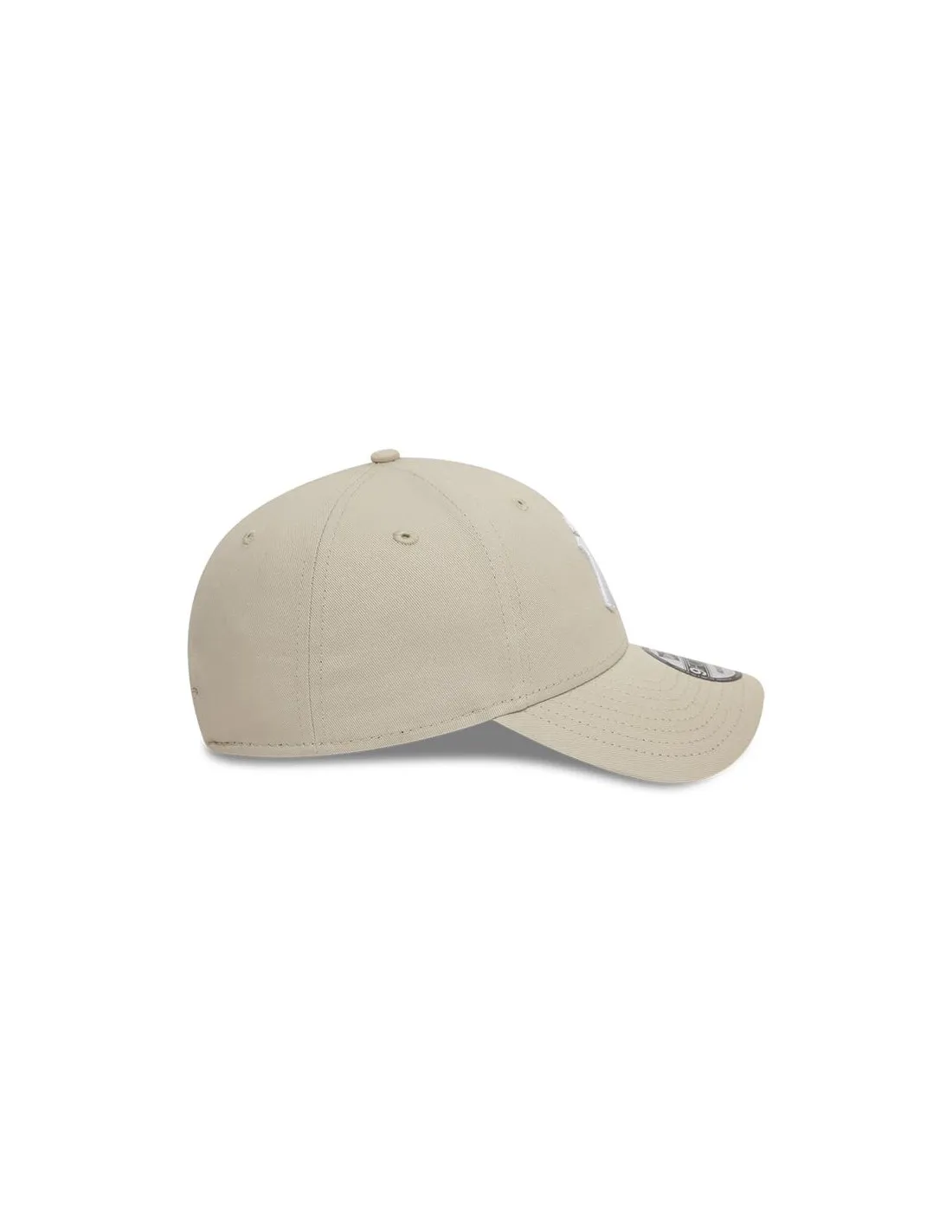 Gorra New Era League Ess 9FORTY New York Yakees Crema Mujer