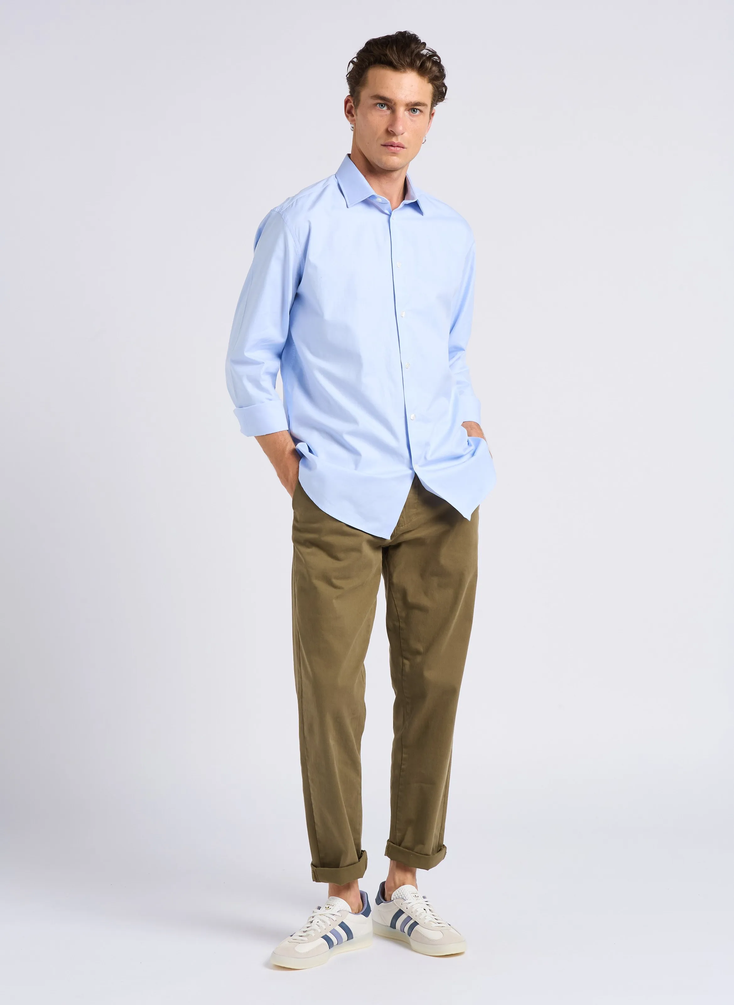 LAAVE  CAMISA RECTA DE ALGODóN CON CUELLO CLáSICO EN AZUL