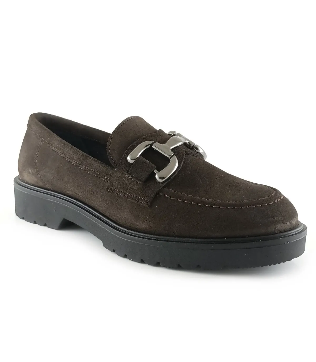 Mocasín con estribo en serraje marrón