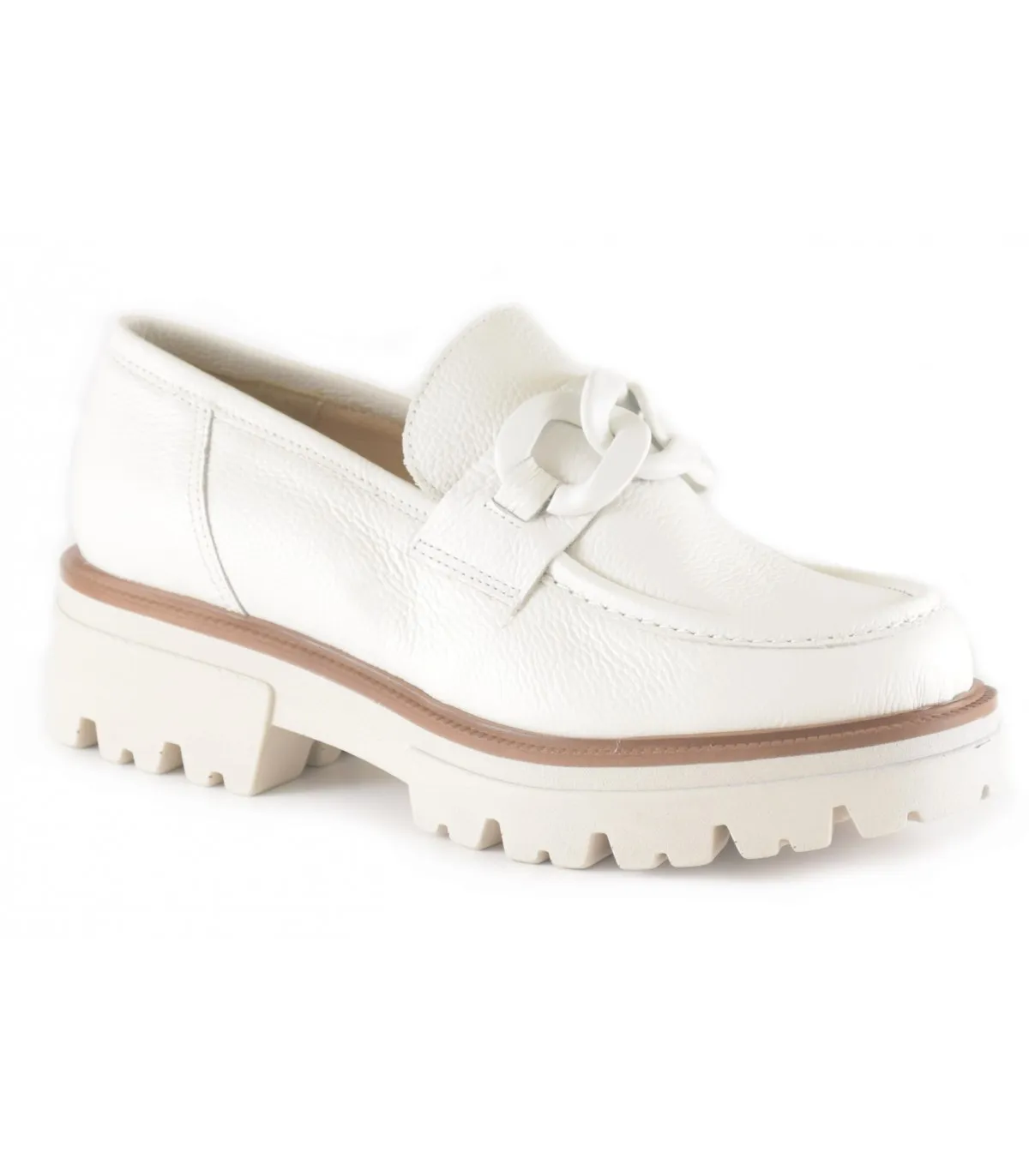 Mocasín con plataforma y cadena en el empeine
