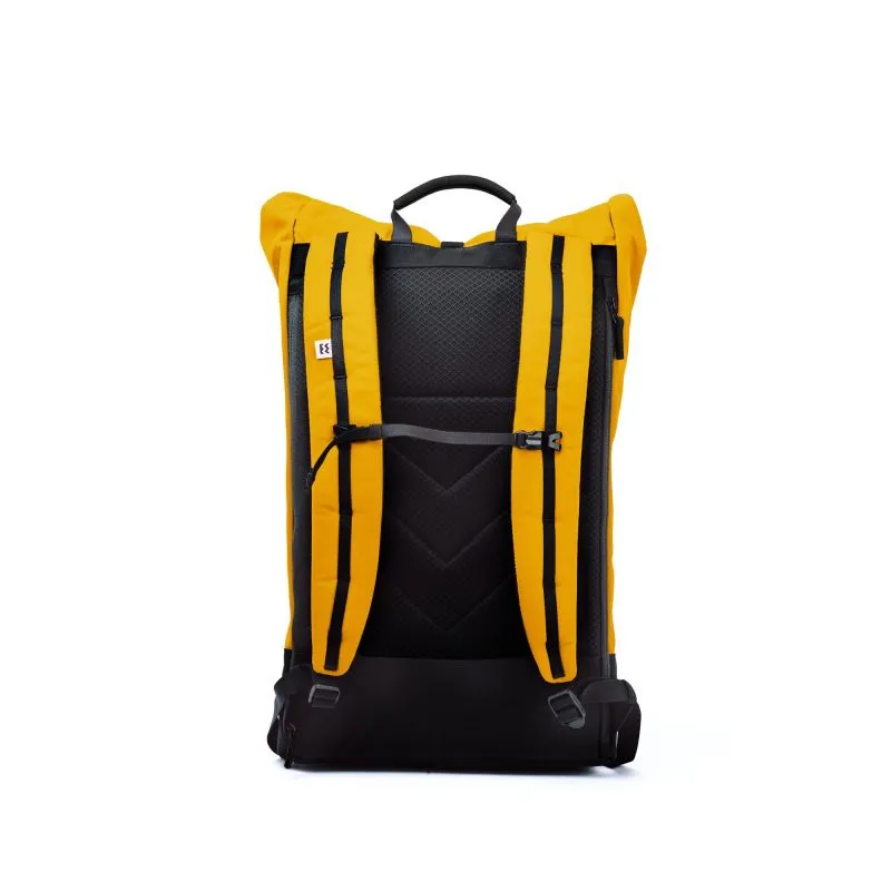 Mochila MEROMERO Squamish (Té Chai /Piel negra)