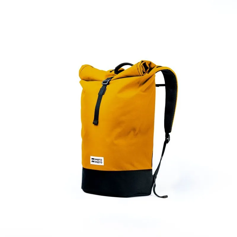 Mochila MEROMERO Squamish (Té Chai /Piel negra)