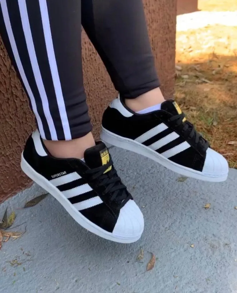 N370O SUPER STAR CONCHA NEGRO BLANCO GAMUZA