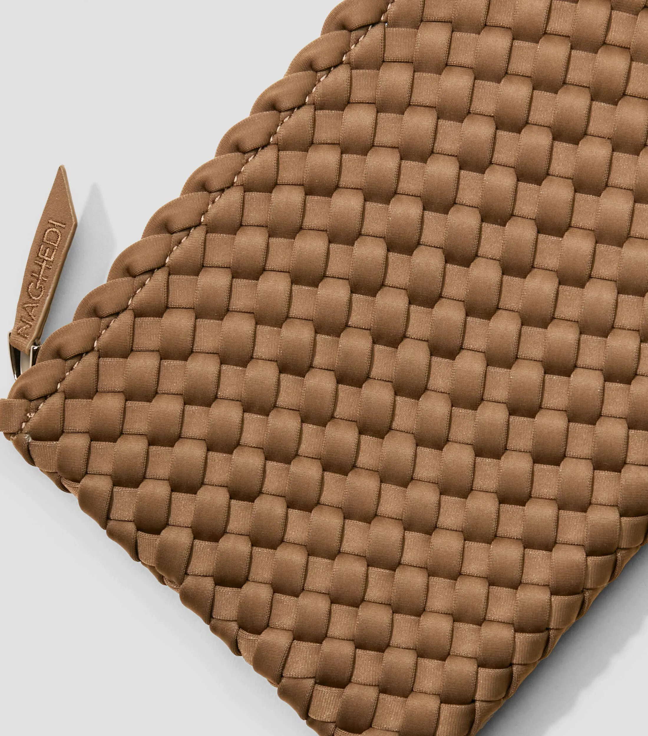 NAGHEDI Bolso crossbody St. Barths Texturizado Mujer