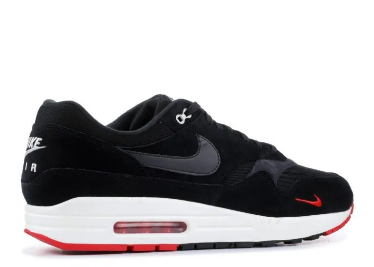 NIKE AIR MAX 1