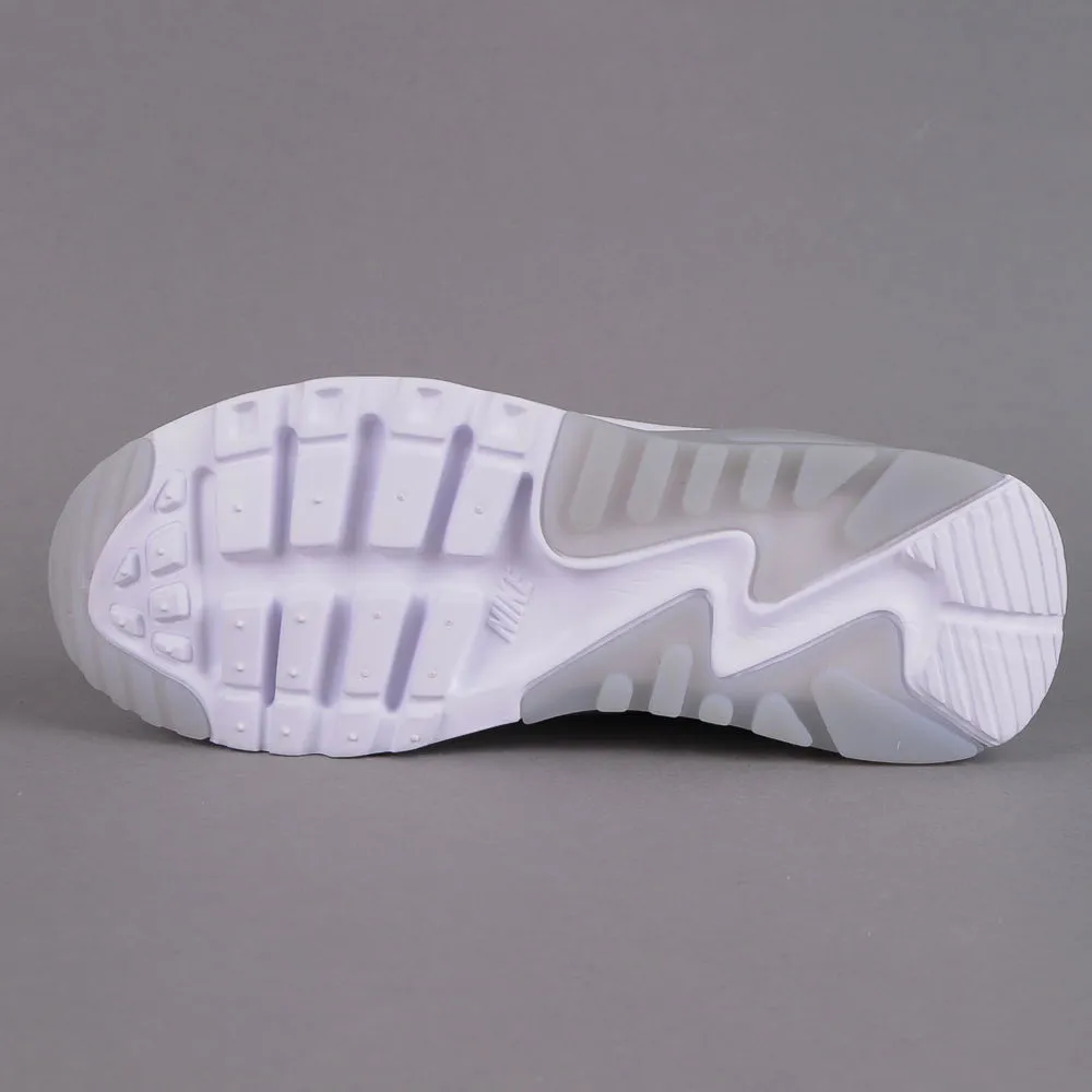 Nike Air Max 90 Ultra Essential "White Wolf Grey" WS