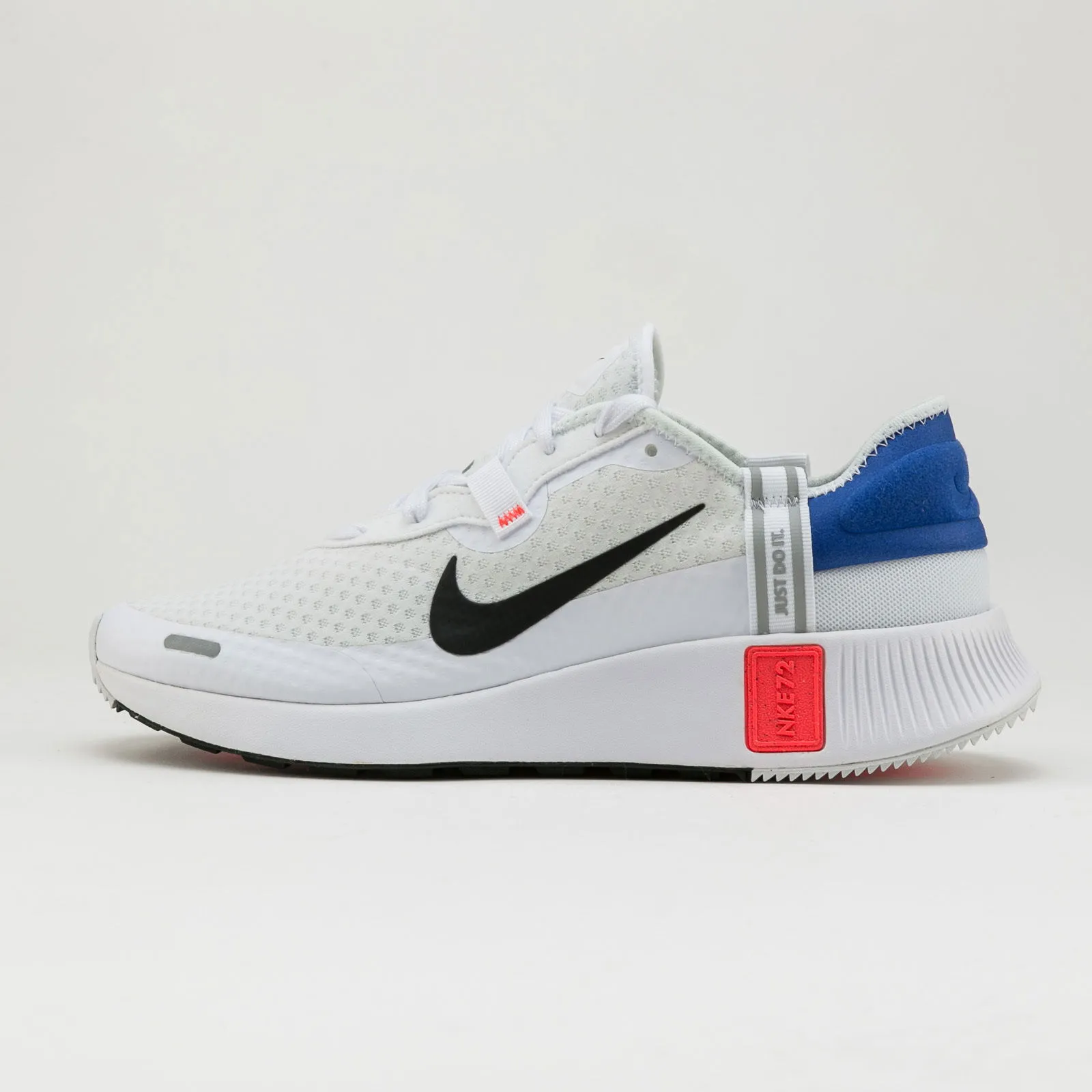 Nike Reposto