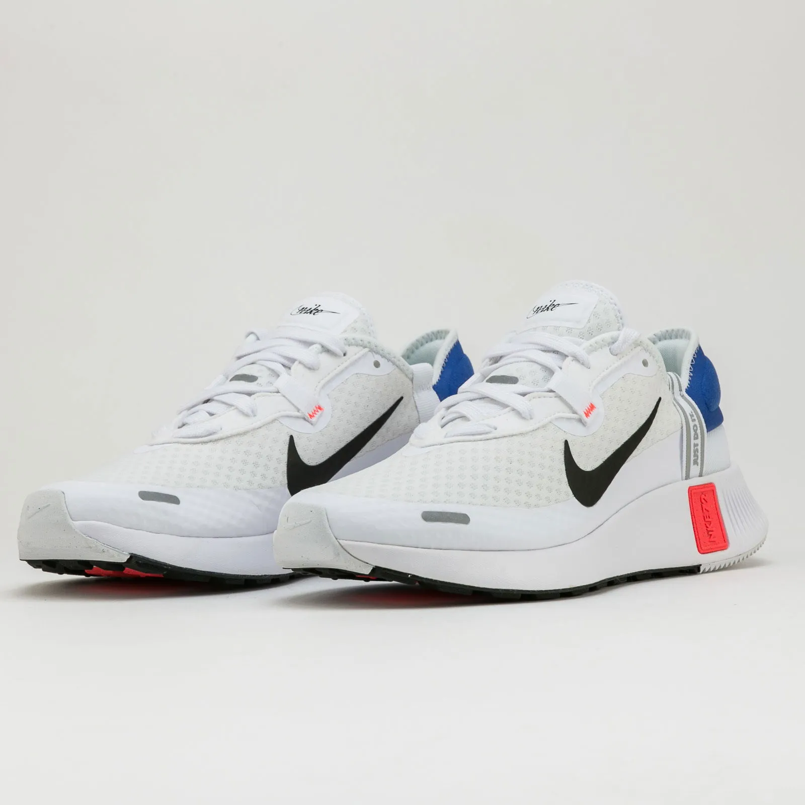 Nike Reposto