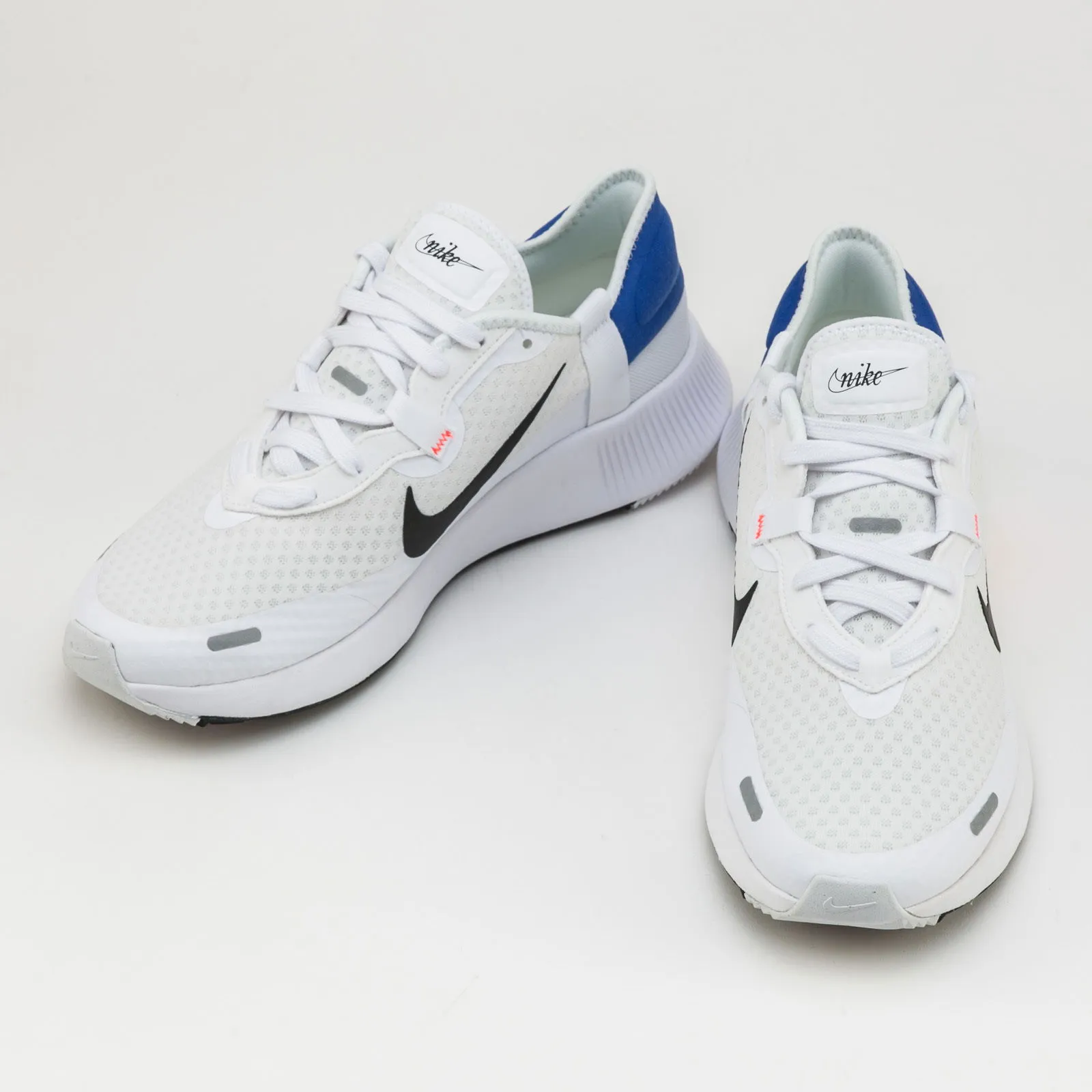 Nike Reposto
