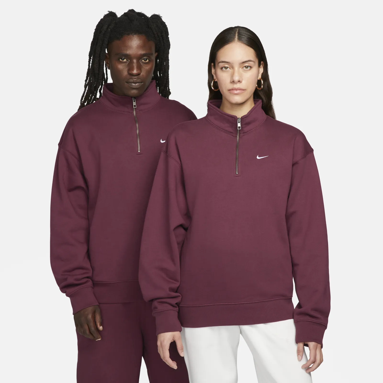 Nike Solo Swoosh