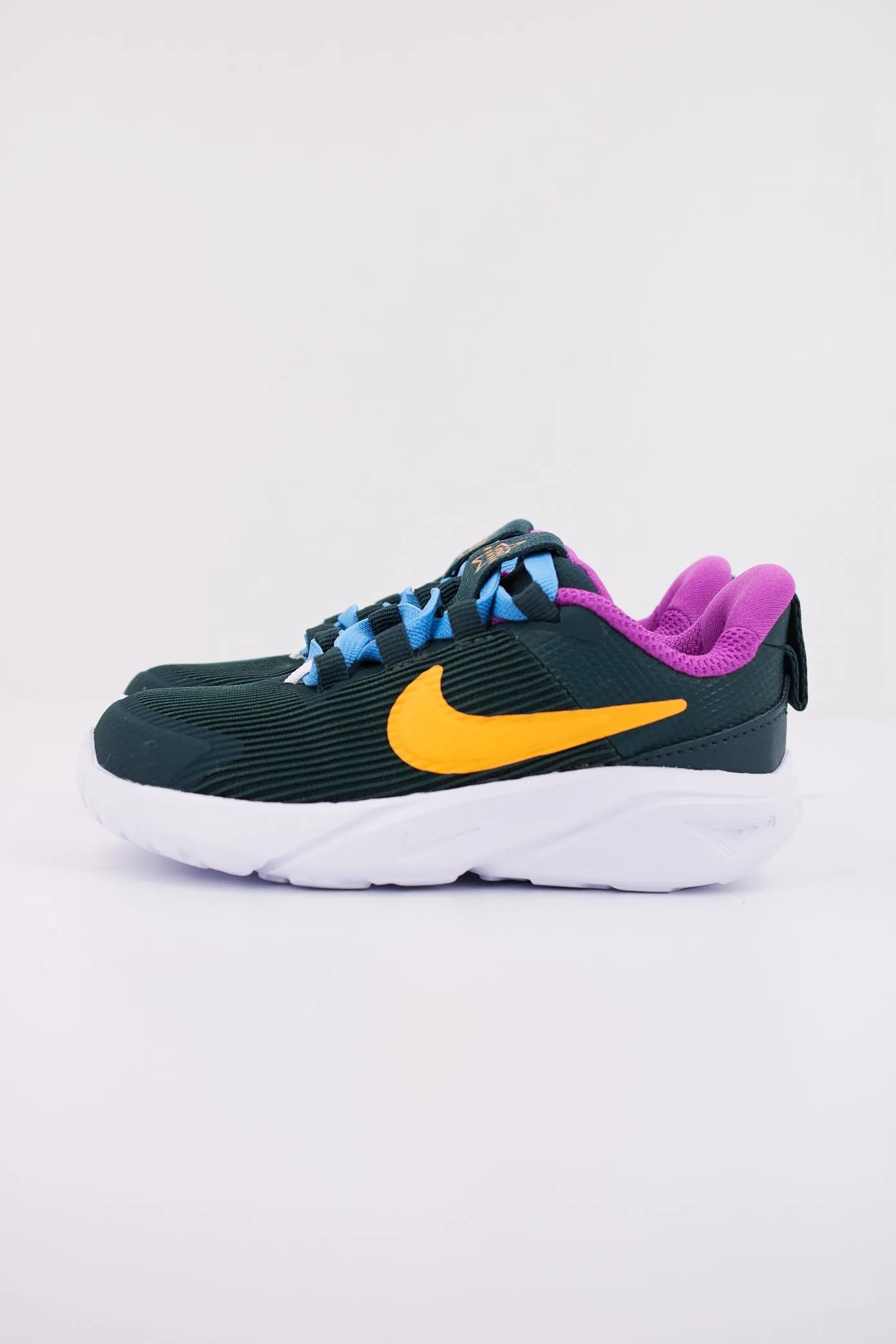 NIKE STAR RUNNER 4