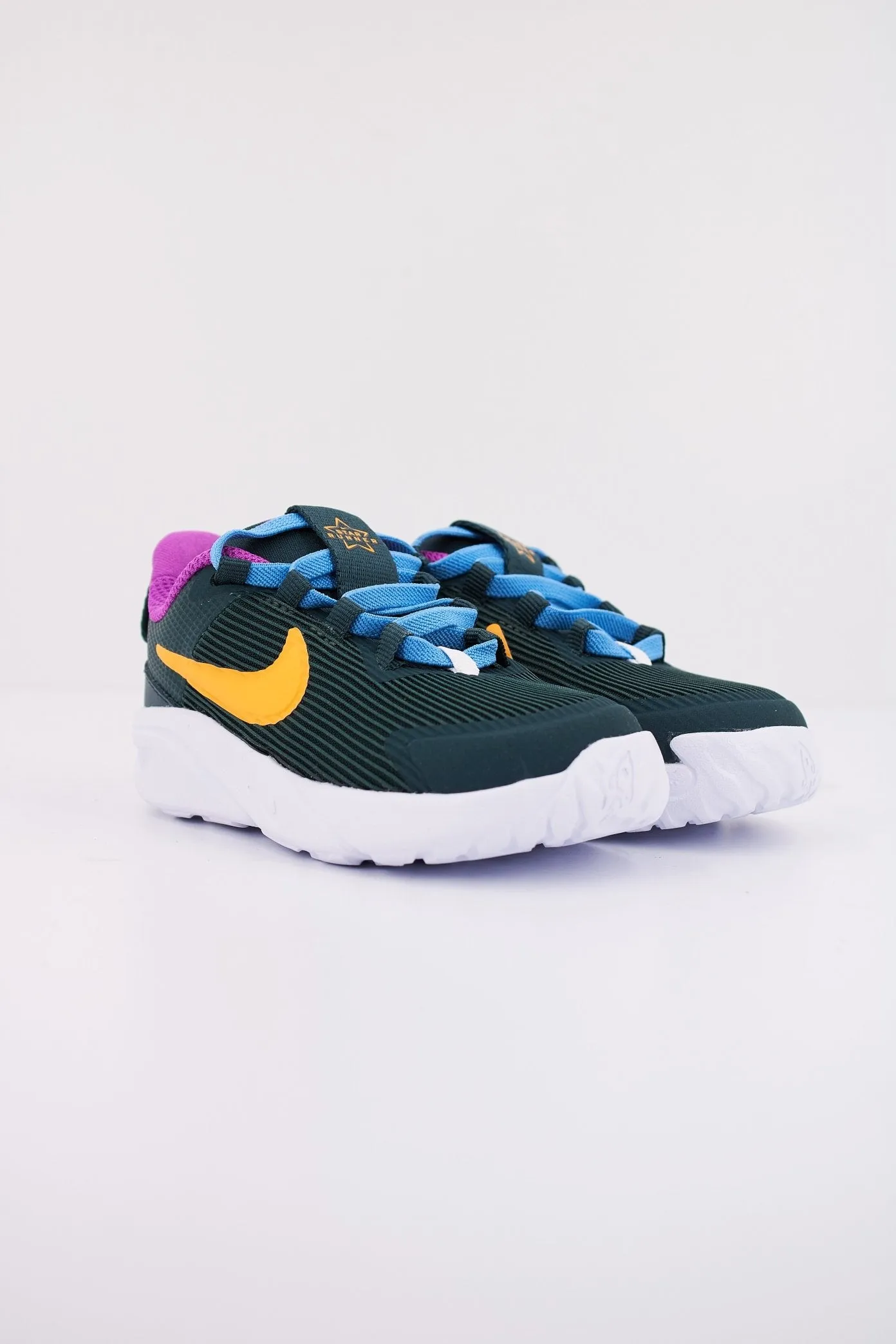 NIKE STAR RUNNER 4