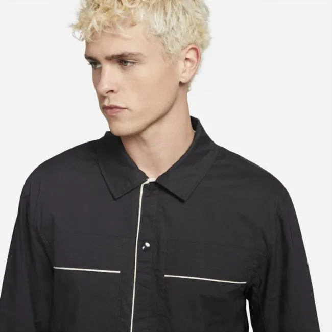 NIKE STYLE ESSENTIALS WOVEN BUTTONUP TOP