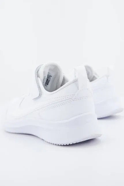 NIKE VARSITY