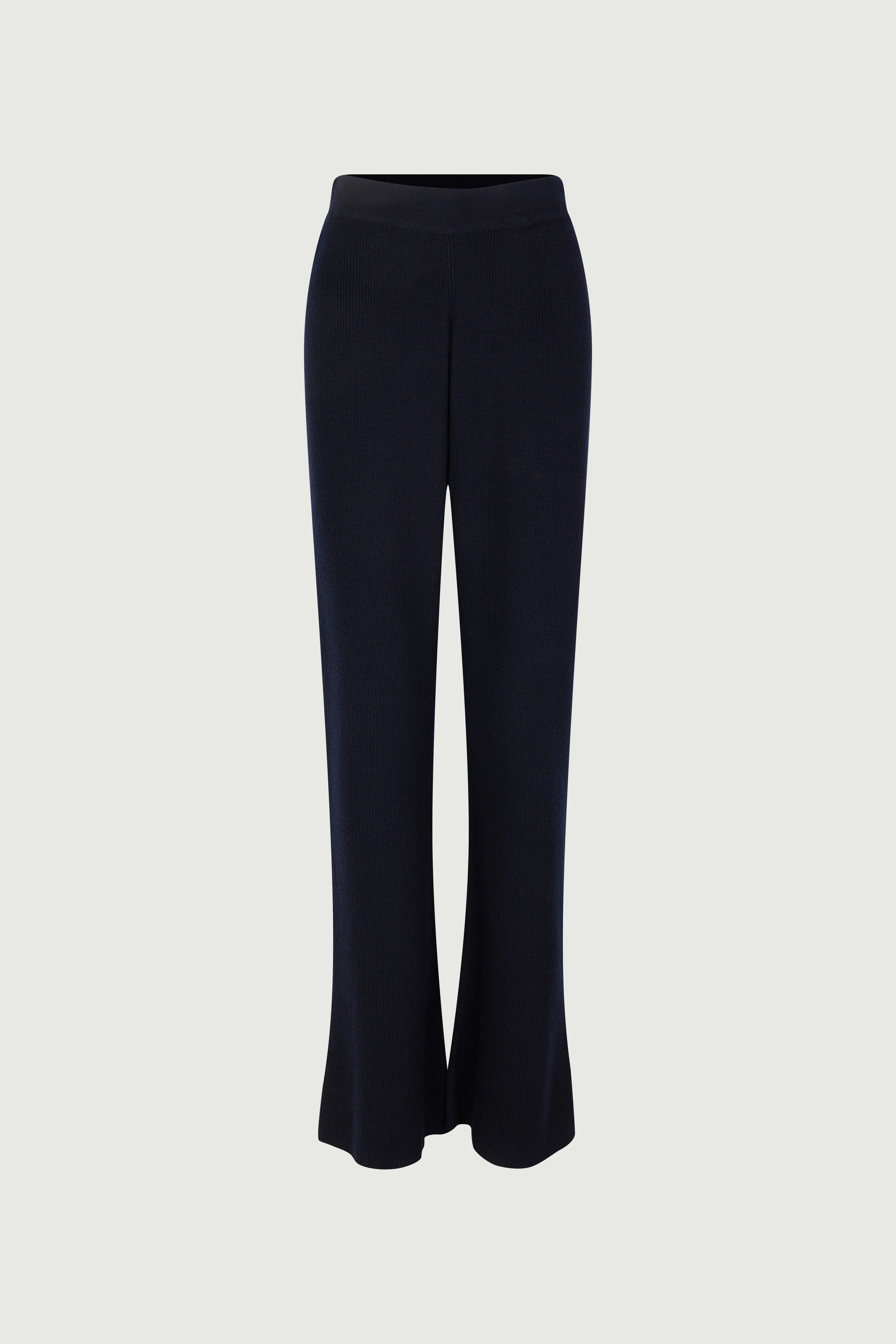 PANTALÓN VICTORIA Pantalón de punto de canalé