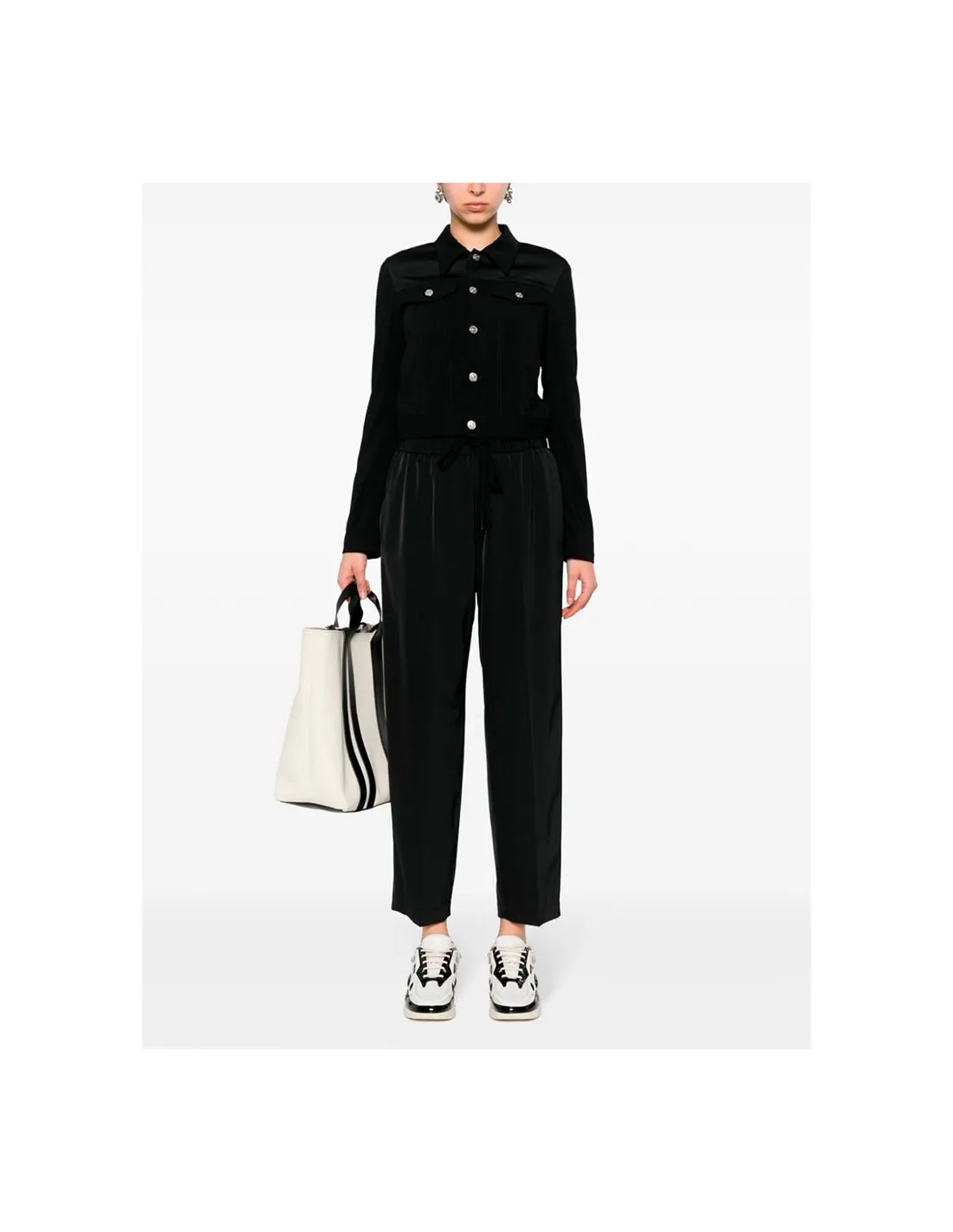 Pantalón negro fruncido con goma