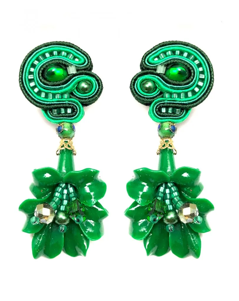 PENDIENTES LARGOS VERDES CON LOS QUE ESTARAS GUAPISIMA
