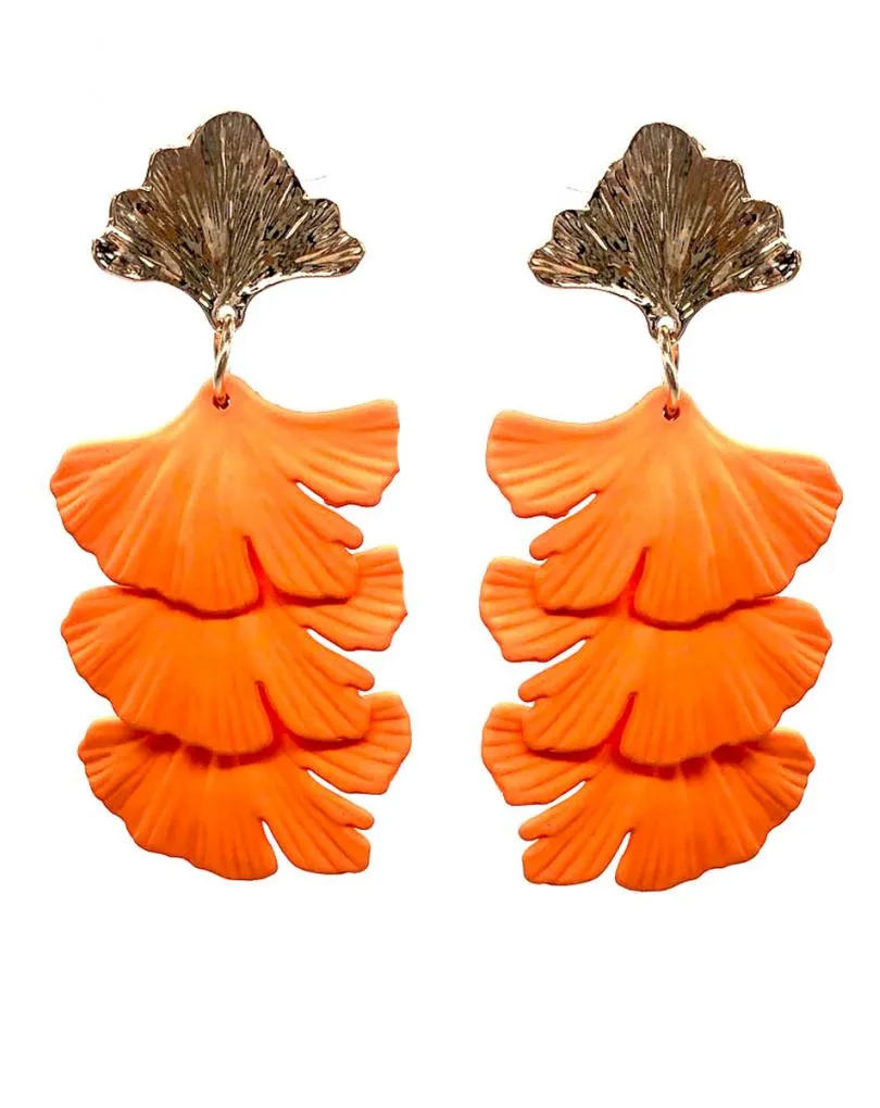 PENDIENTES NARANJAS Y LARGOS CON HOJAS GINKGO BILOBA