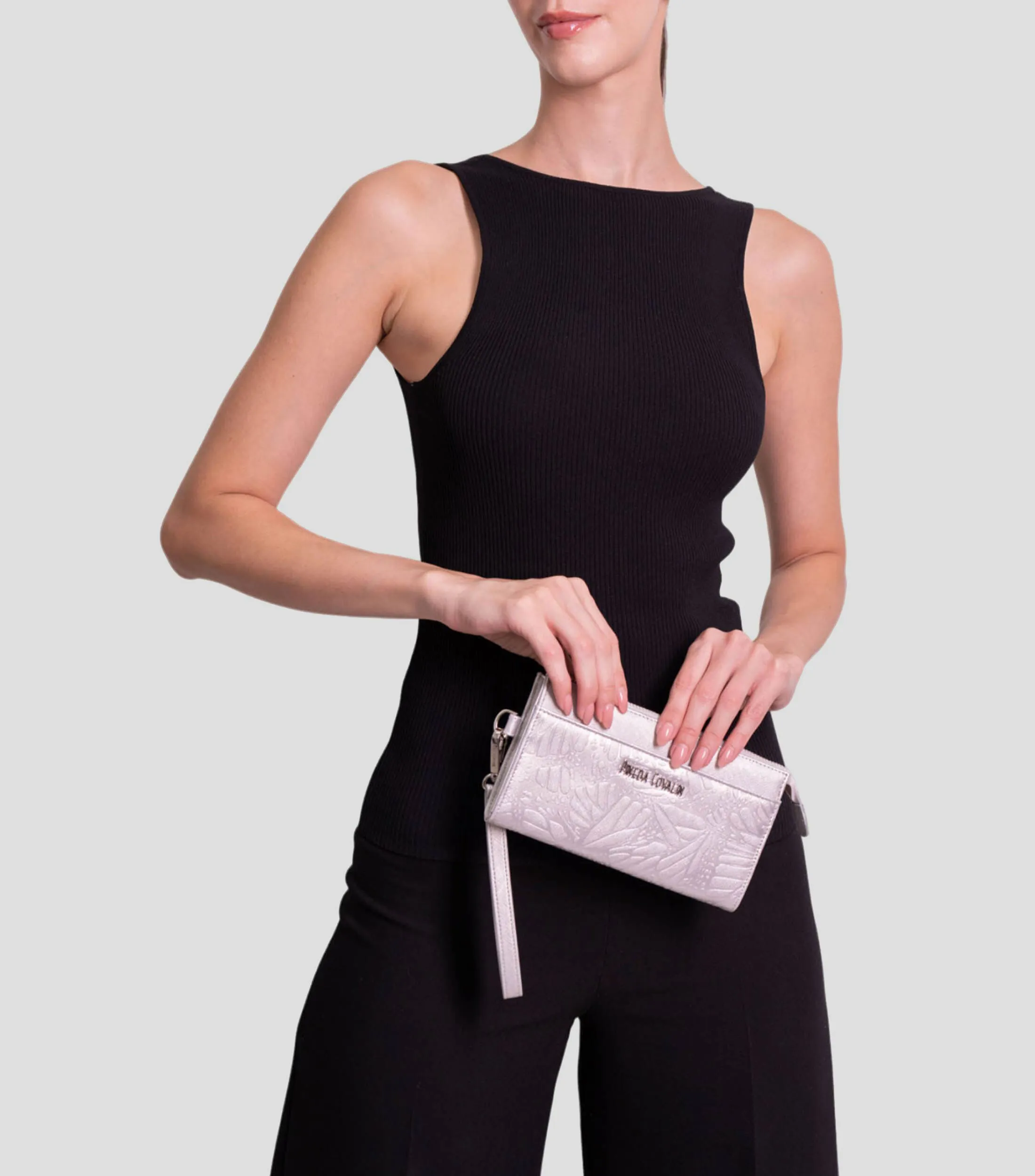 Pineda Covalin Bolso Wristlet plateado grabado Mujer