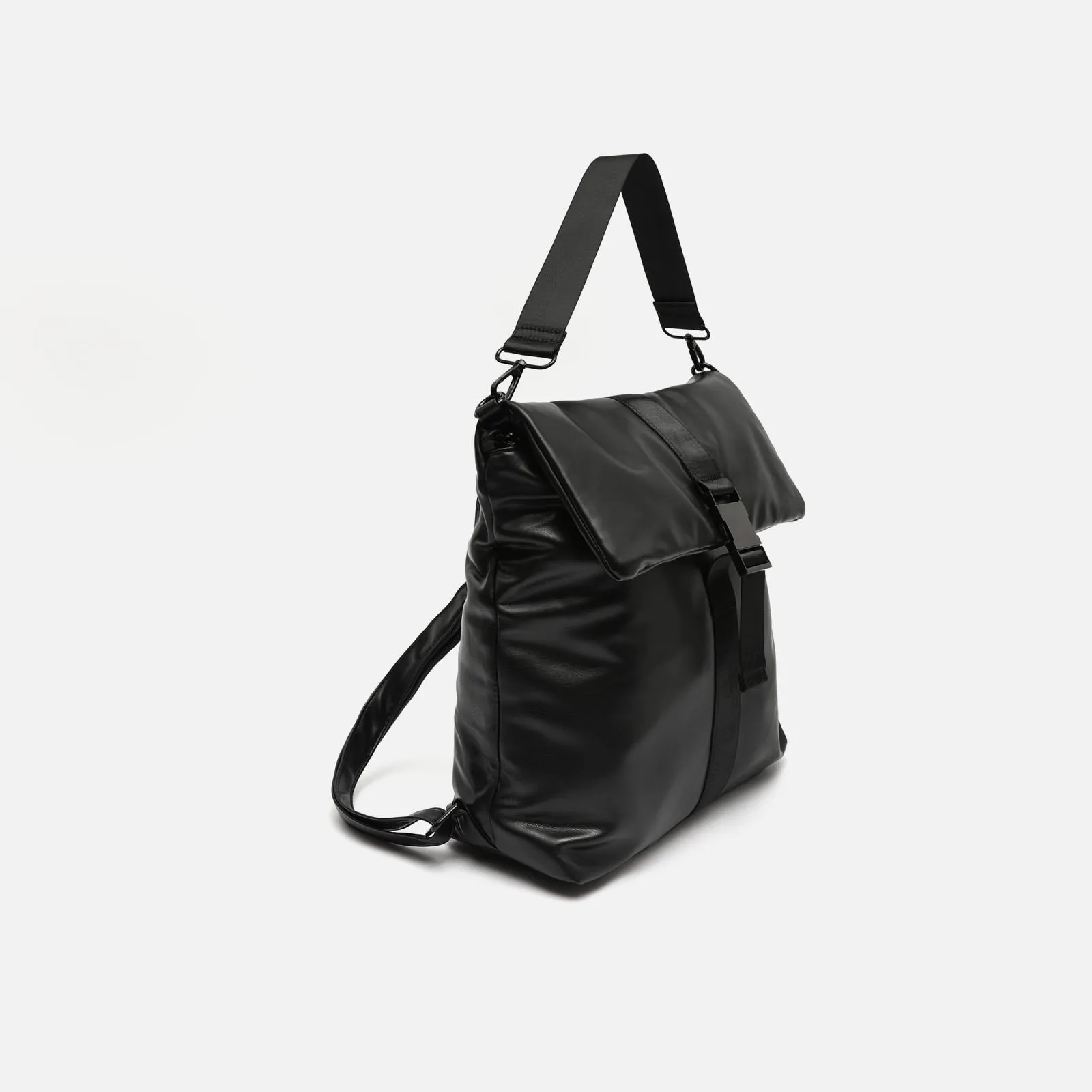 Pleo mochila con solapa