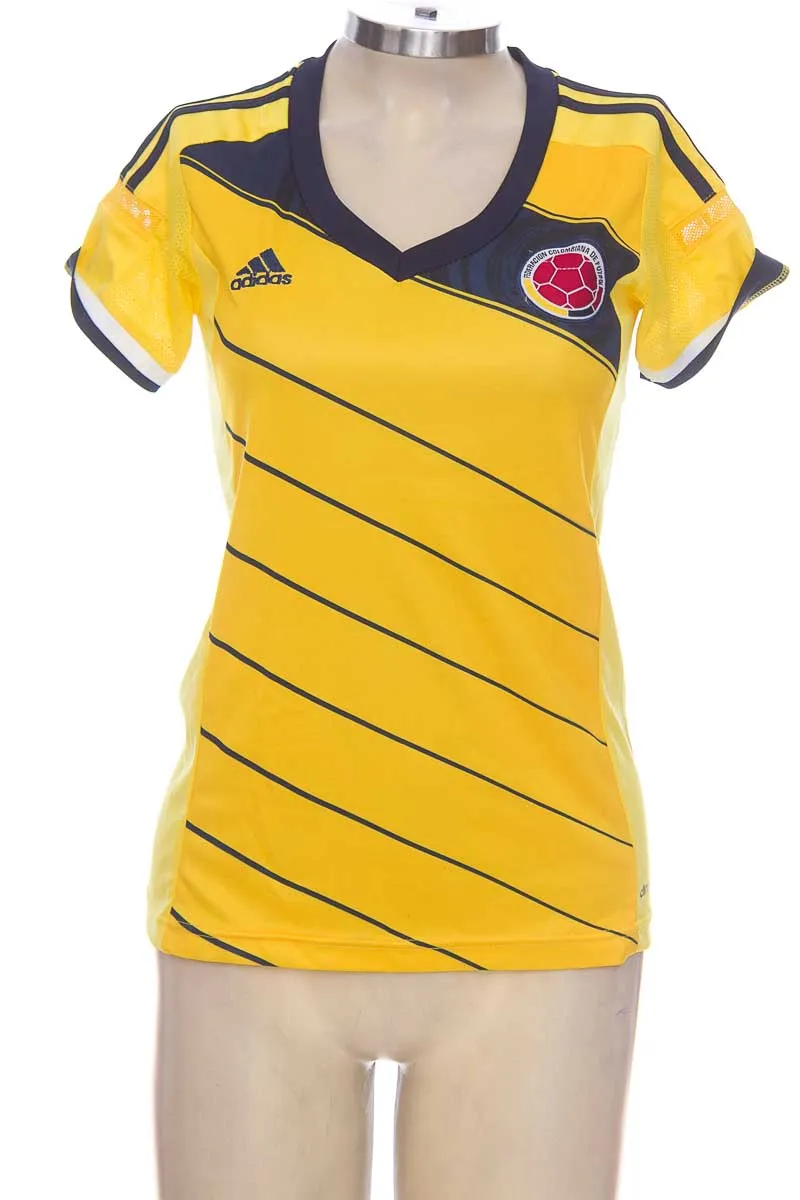 ROPA DEPORTIVA / SALIDA DE BAñO COLOR AMARILLO  CLOSEANDO