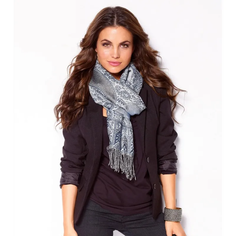 Ropa MUJER   – 500 prendas