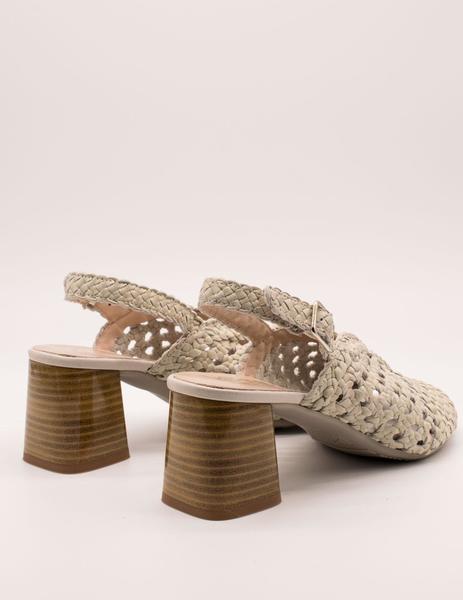 Sandalia Kess 21173 trenzado marfil de mujer.