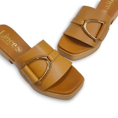 Sandalia zueco mujer Lince camel 41759