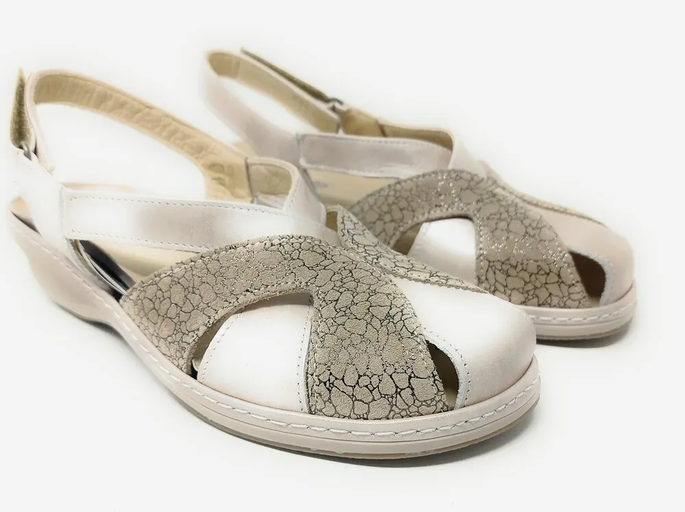 SANDALIAS SUAVE by LEYLAND P/PARIS TES/COSMIC