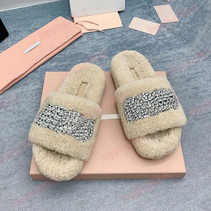Slipers de mujer Sandalias de diseño Fashion Crystal Logotipo de oveja Tobogane