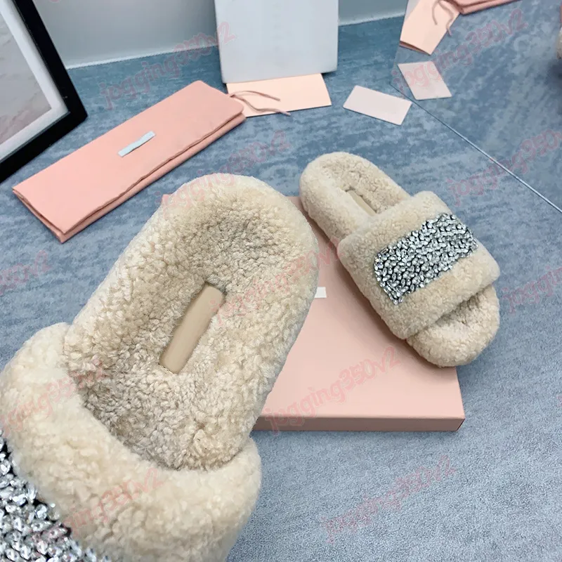 Slipers de mujer Sandalias de diseño Fashion Crystal Logotipo de oveja Tobogane