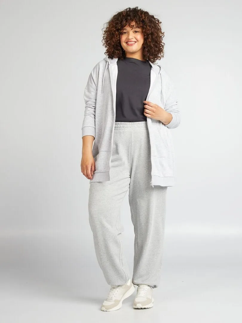 SUDADERA CON CREMALLERA Y CAPUCHA  GRIS