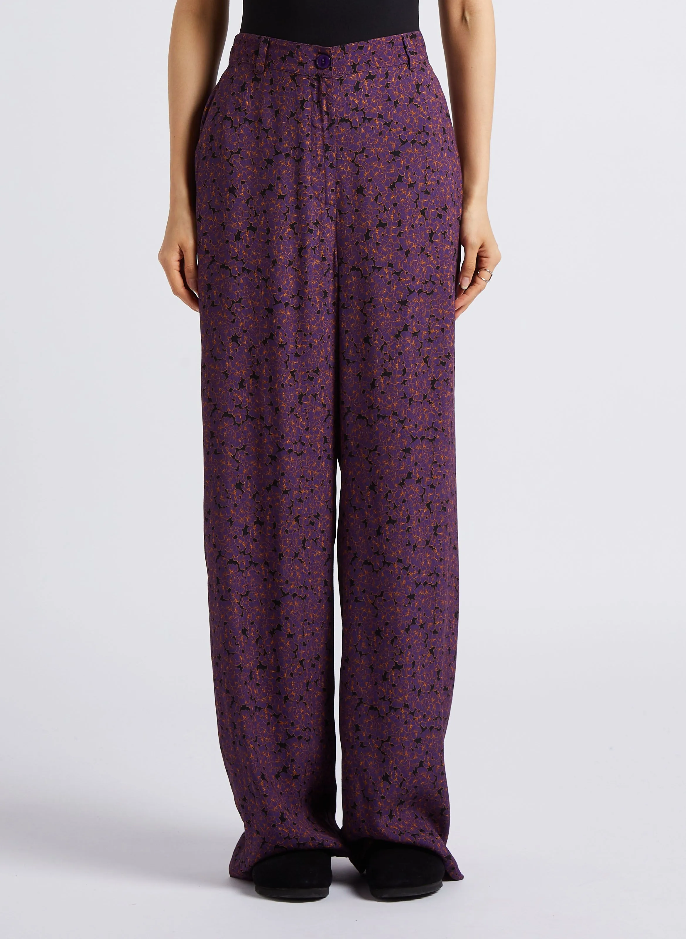 TAIGA  PANTALóN EVASé DE TALLE ALTO EN VIOLETA