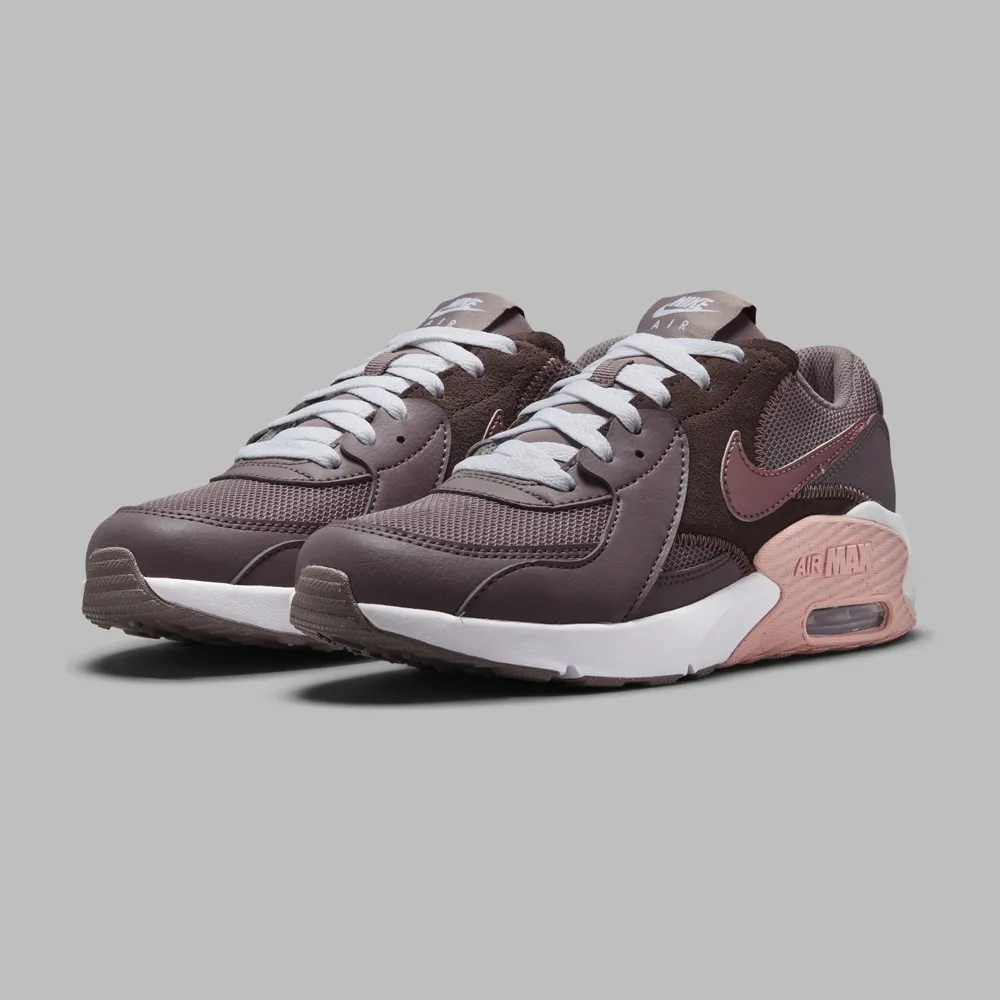 Tenis Nike Air Max Excee Joven